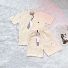 T-shirt à manche courte et short pour homme