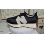 New Balance 327